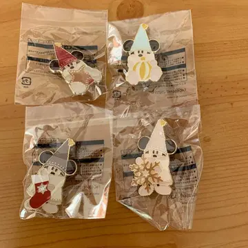 리루린린 핀 배지 2025