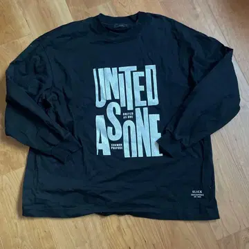 SLICK UNITED AS ONE 롱 슬리브 티셔츠