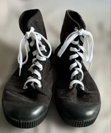 거의 새상품 KEEN 코듀로이 밀리터리 신발 28