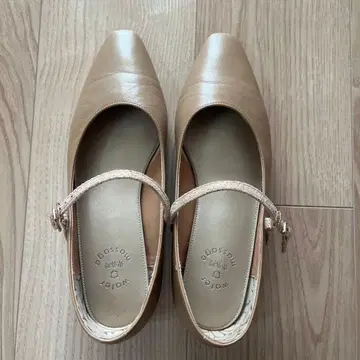 펌프스 22.5 water massage HIMIKO