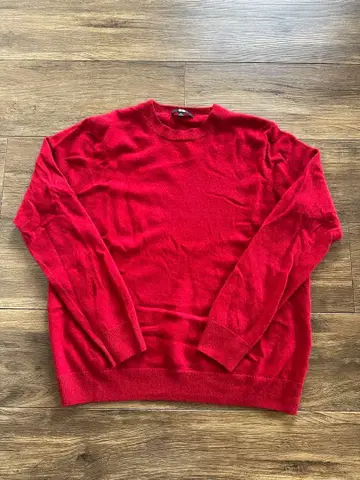 유니클로 캐시미어 스웨터 빨간색 XL