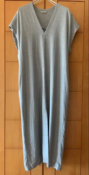 [ 고품질 ] ARTS & SCIENCE V넥 롱 원피스