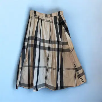 빅 사이즈 [ EUR 3 ] 빅 체크 플레어 롱 스커트 광택 소재