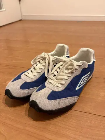 Umbro HUMPHREYS BROTHERS 스웨이드 스니커즈