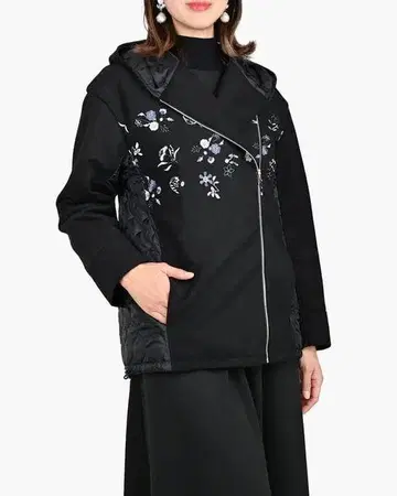 정가 41,800엔 새상품 크리스-리 자수 블루종 퀼팅 코트