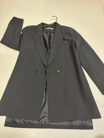 블랙 더블 브레스트 테일러드 자켓