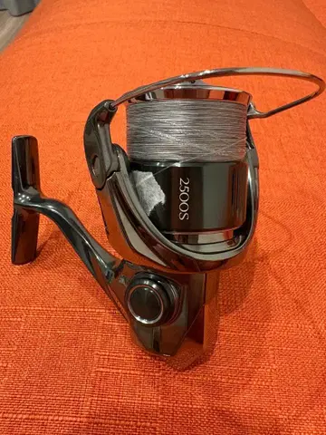 22 스텔라 2500S 스피닝 릴