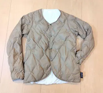 베이지 퀼팅 다운 자켓 리버서블