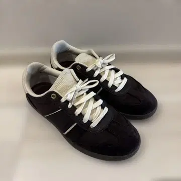 자라 스니커즈 브라운