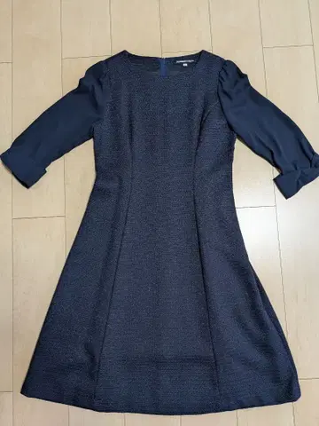 STRAWBERRY FIELDS 네이비 원피스 사이즈 2