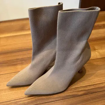 오늘만 최종 가격 인하 새상품급 ZARA 삭스 부츠 38