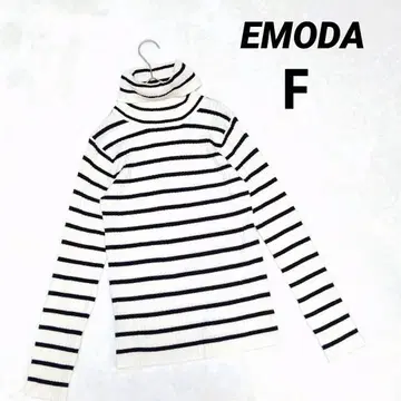 [ 에모다 ] 터틀넥 리브 니트 (F) 보더 화이트 블랙 심플