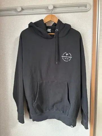 DC SHOE CO USA 블랙 후드티 M