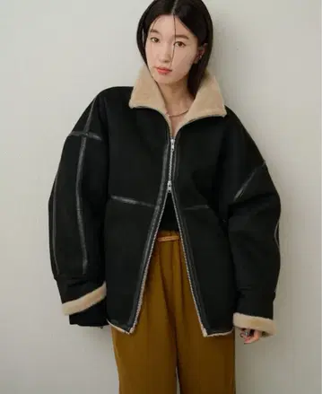 3일간 한정판 판매 택 포함 미사용 새상품 페이크 무스탕 숏코트 블랙