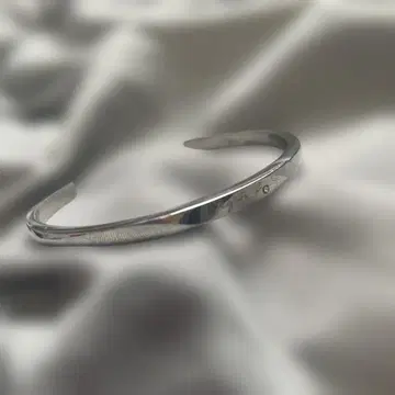 에네스베 실버 뱅글