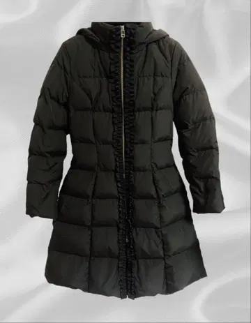 QUEENS COURT 퀸즈 고트 프릴 롱 다운