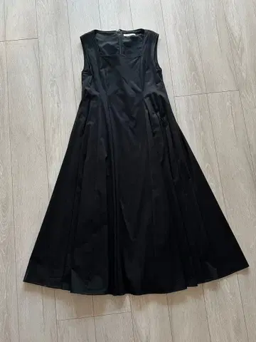 ADEAM FOXEY 아디엄 롱 원피스