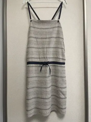 스트라이프 슬리브리스 원피스 M 사이즈