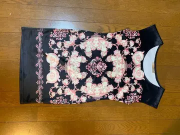 YOSA 슬리브리스 튜닉 블랙 핑크