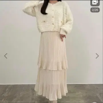 셋업 (얇은 소재) 골드 버튼 샤기 니트 가디건 + 플리츠 스커트 set