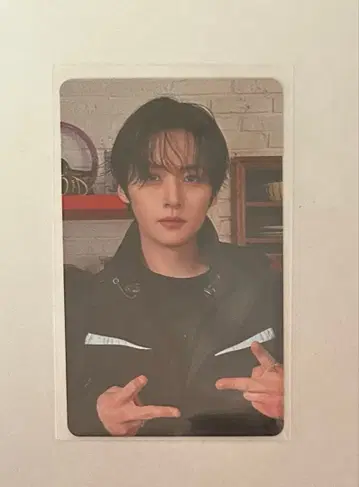 Stray Kids 전시회 CD 구매 혜택 트레이딩 카드 리노