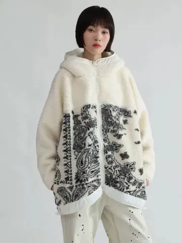 라슈드 페이즐리 보아 블루종