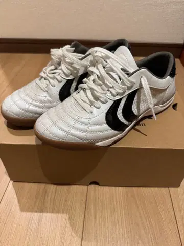 야스다 리가레스타 IN 26.0cm