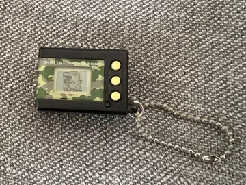 디지몬 미니 x UNIQLO 콜라보 2005년