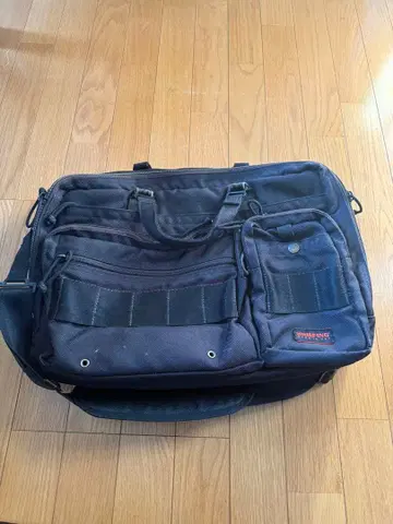 브리핑 B4 라이너