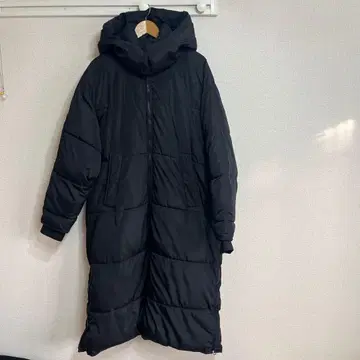 후드 부착 블랙 롱 코트