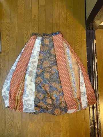 멀티 컬러 패턴 롱 스커트