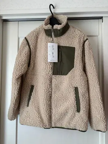 미사용 새상품 워크맨 탈부착 보아 스탠드 자켓 L 2WAY