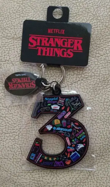 기묘한 이야기 키링 시즌3