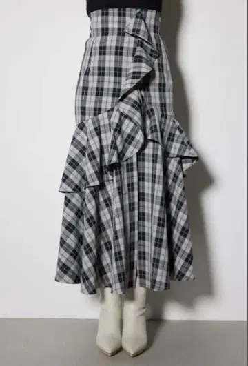 rienda 프릴 슬릿 하이웨스트 스코트 숏팬츠