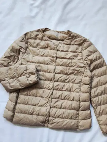 유니클로 빅 사이즈 XL 울트라 라이트 다운 컴팩트 자켓