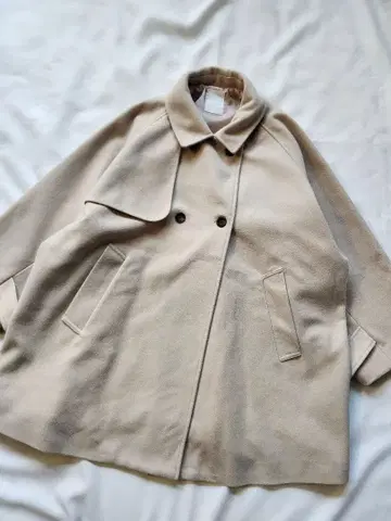 마블슈드 2way 컬러 오버 사이즈 하프 플레어 코트