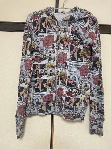 코믹풍 프린트 M 사이즈 후드티