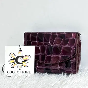 [ 미사용 ] 코코 피오레 3단 폴더형 지갑 에나멜 악어 엠보싱