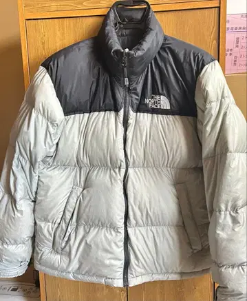 THE NORTH FACE 다운 자켓 그레이/블랙 700