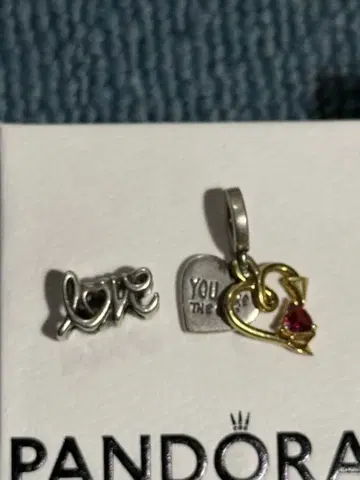 PANDORA 하트 모양 참 세트