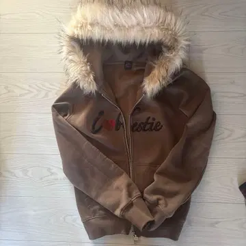 Ninety Girl i bestie 브라운 후드티