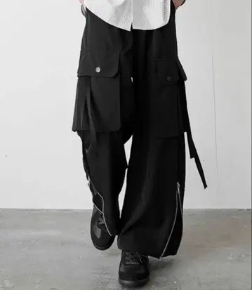 Casper John / 파라슈트 슬랙스