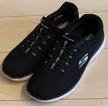 스케쳐스 메모리폼 와이드핏 블랙