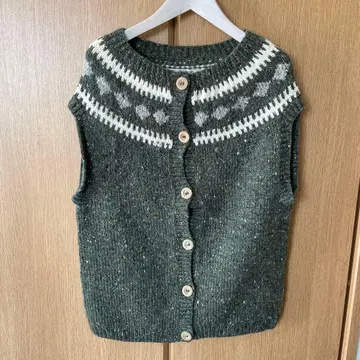 Athena Designs 니트 베스트 다크 그린