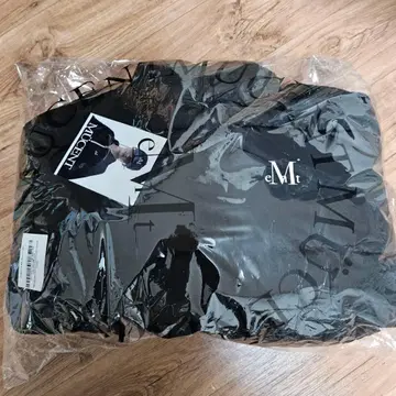 MUCENT 무센트 다운 자켓