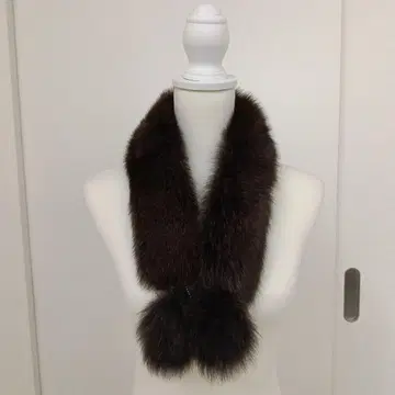 퍼 머플러 다크 브라운 폼폼 포함