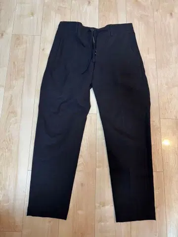 SHIPS 블랙 테이퍼드 팬츠 S