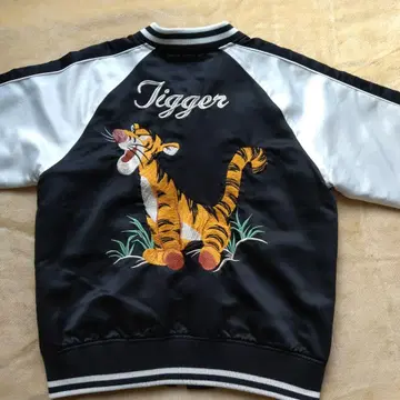 [컨디션 최상] 디즈니 티거 스카잔 S 사이즈 자수