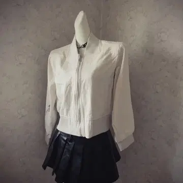 헤이세이 갸루 화이트 노카라 자켓 Y2K 그런지