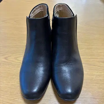 REGAL 여성용 가죽 부츠